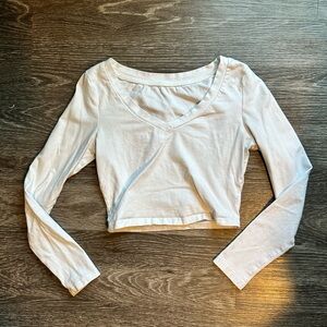 White long sleeve crop top
